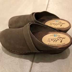 Lotta’s clogs, size 37 (equal approx women’s 7)